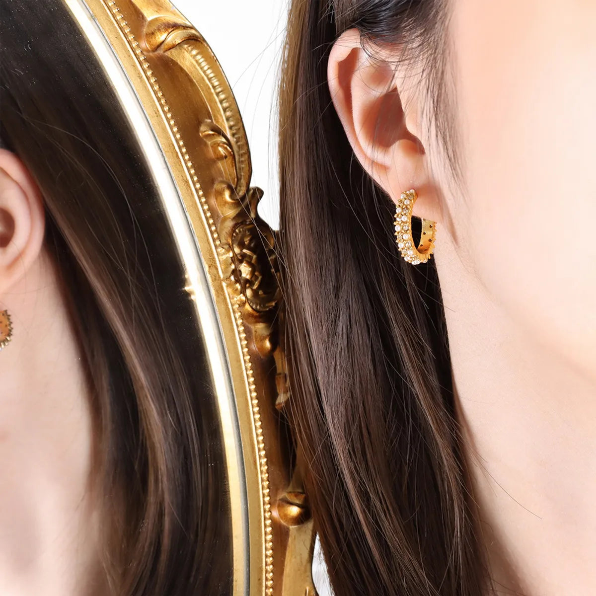 1 Pair Simple Style Shiny C Shape Plating Inlay Titanium Steel Artificial Pearls Rhinestones 18k Gold Plated Ear Studs