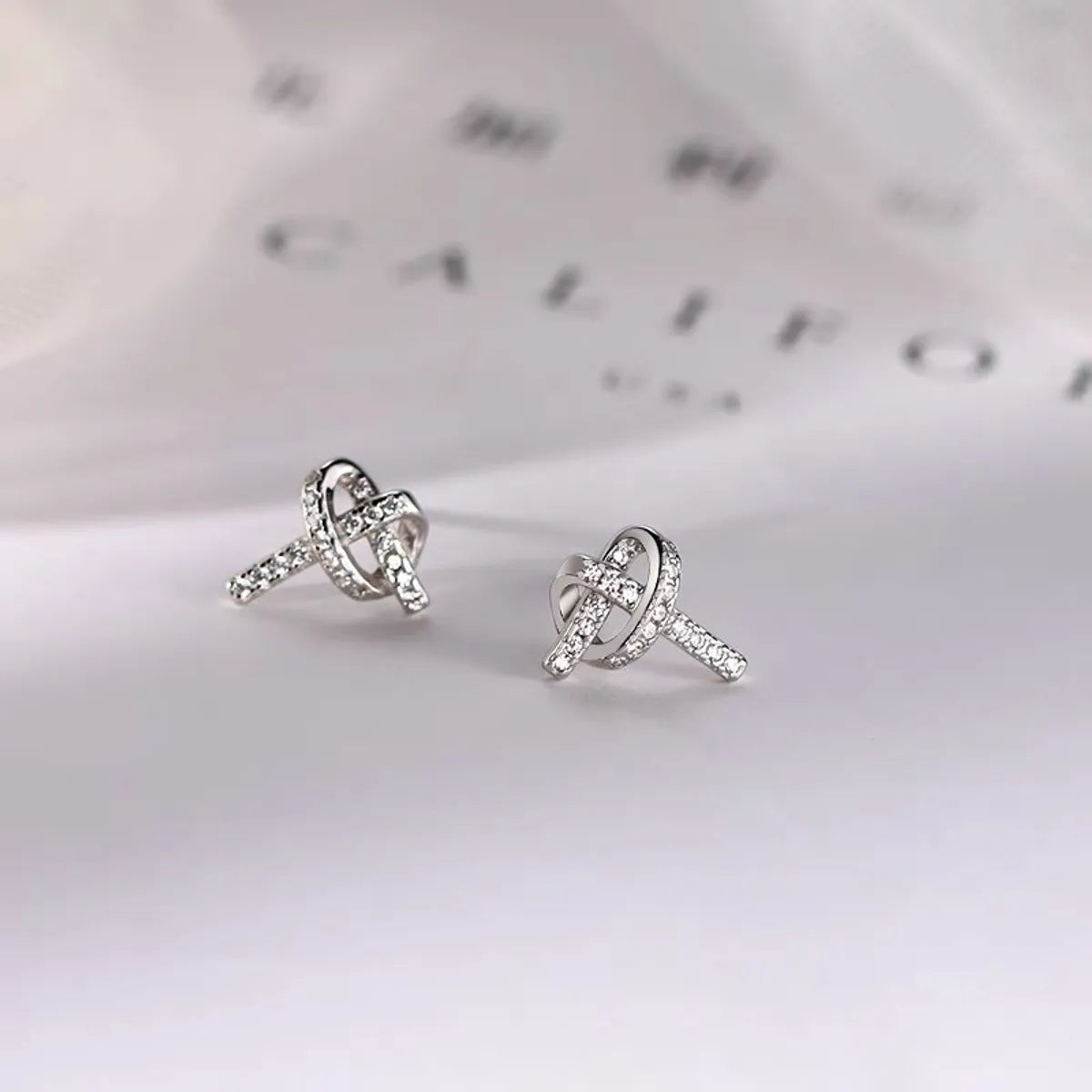 1 Pair Simple Style Shiny Heart Shape Knot Plating Inlay Sterling Silver Zircon Ear Studs