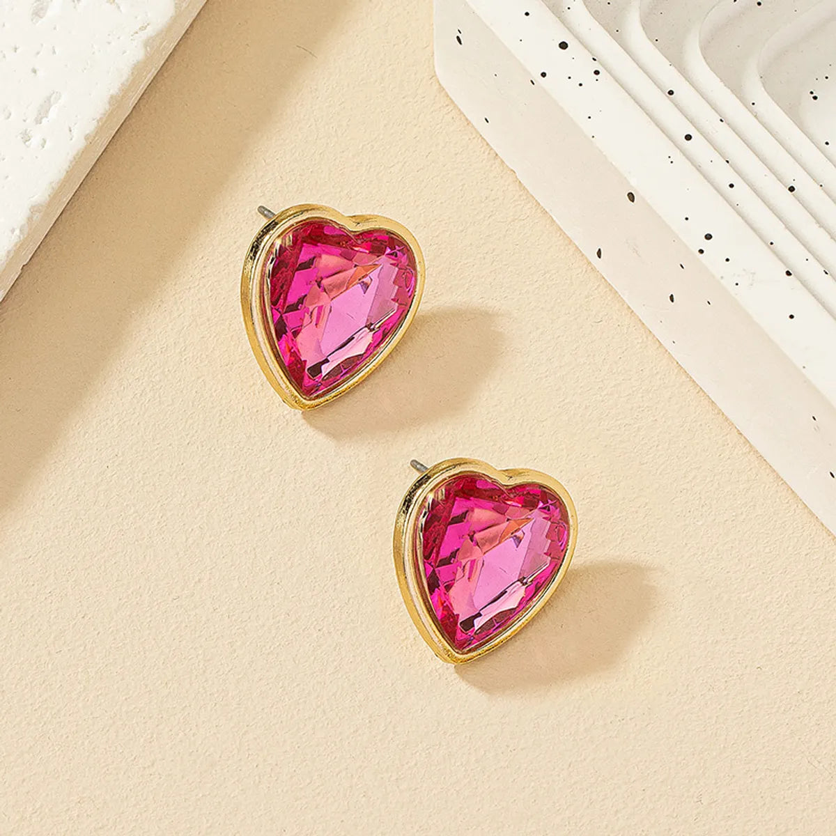 1 Pair Simple Style Shiny Heart Shape Plating Inlay Alloy Gem Ear Studs