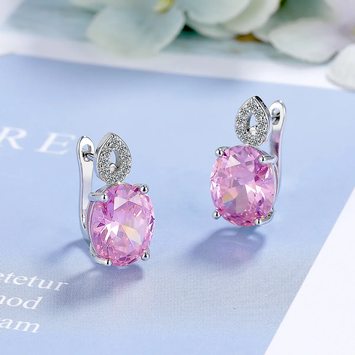 1 Pair Simple Style Shiny Oval Water Droplets Inlay Copper Zircon Earrings