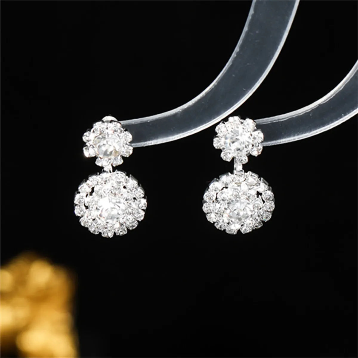 1 Pair Simple Style Shiny Round Copper Plating Inlay Rhinestones Silver Plated Drop Earrings