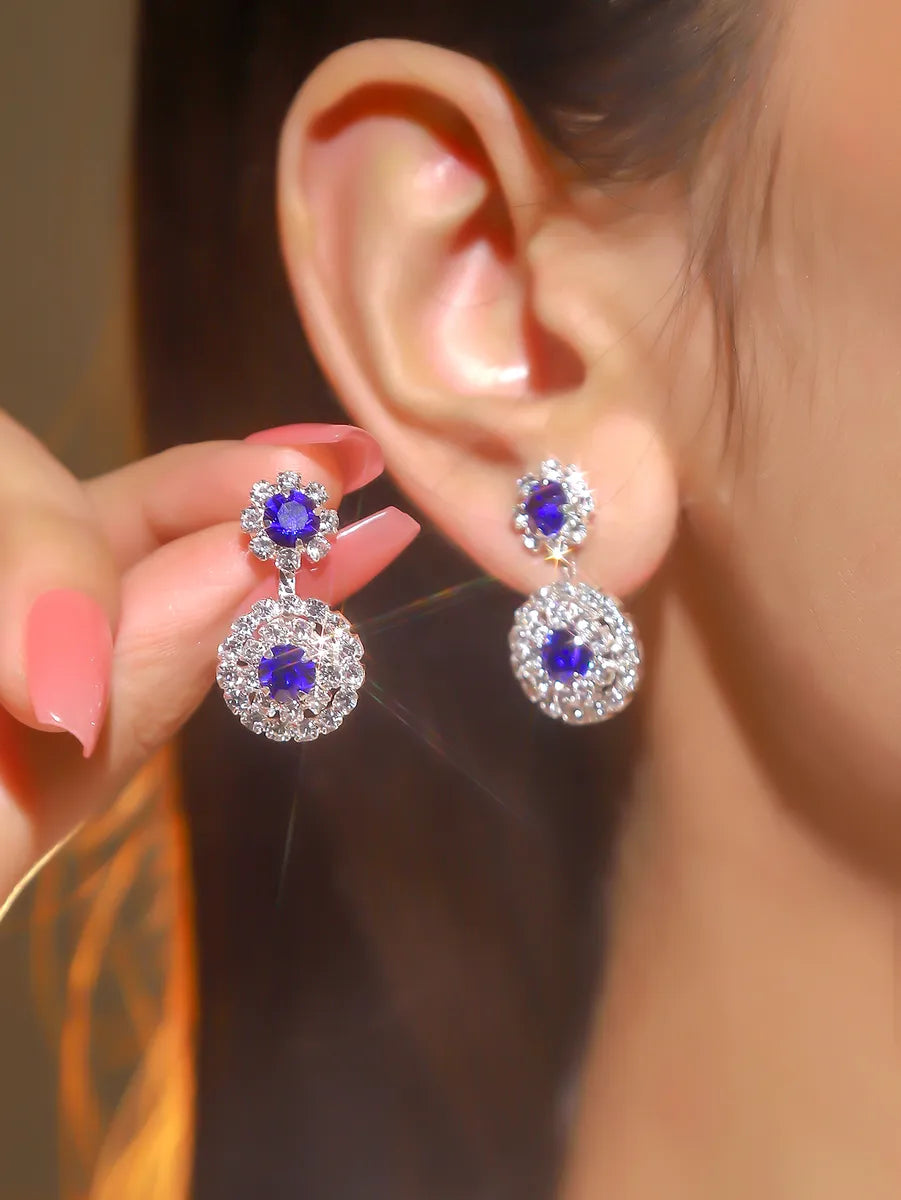 1 Pair Simple Style Shiny Round Copper Plating Inlay Rhinestones Silver Plated Drop Earrings