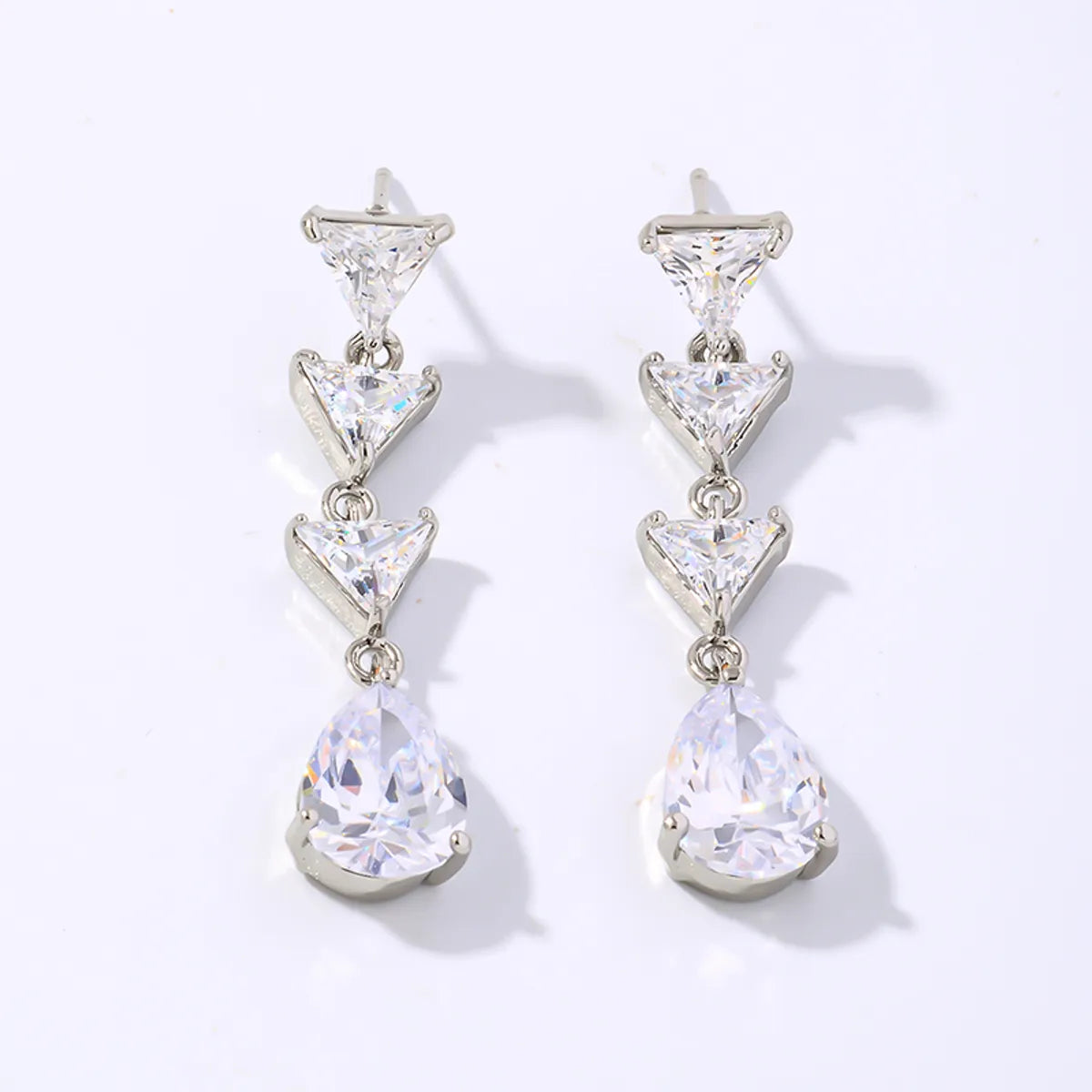 1 Pair Simple Style Shiny Water Droplets Plating Inlay Copper Zircon White Gold Plated Drop Earrings