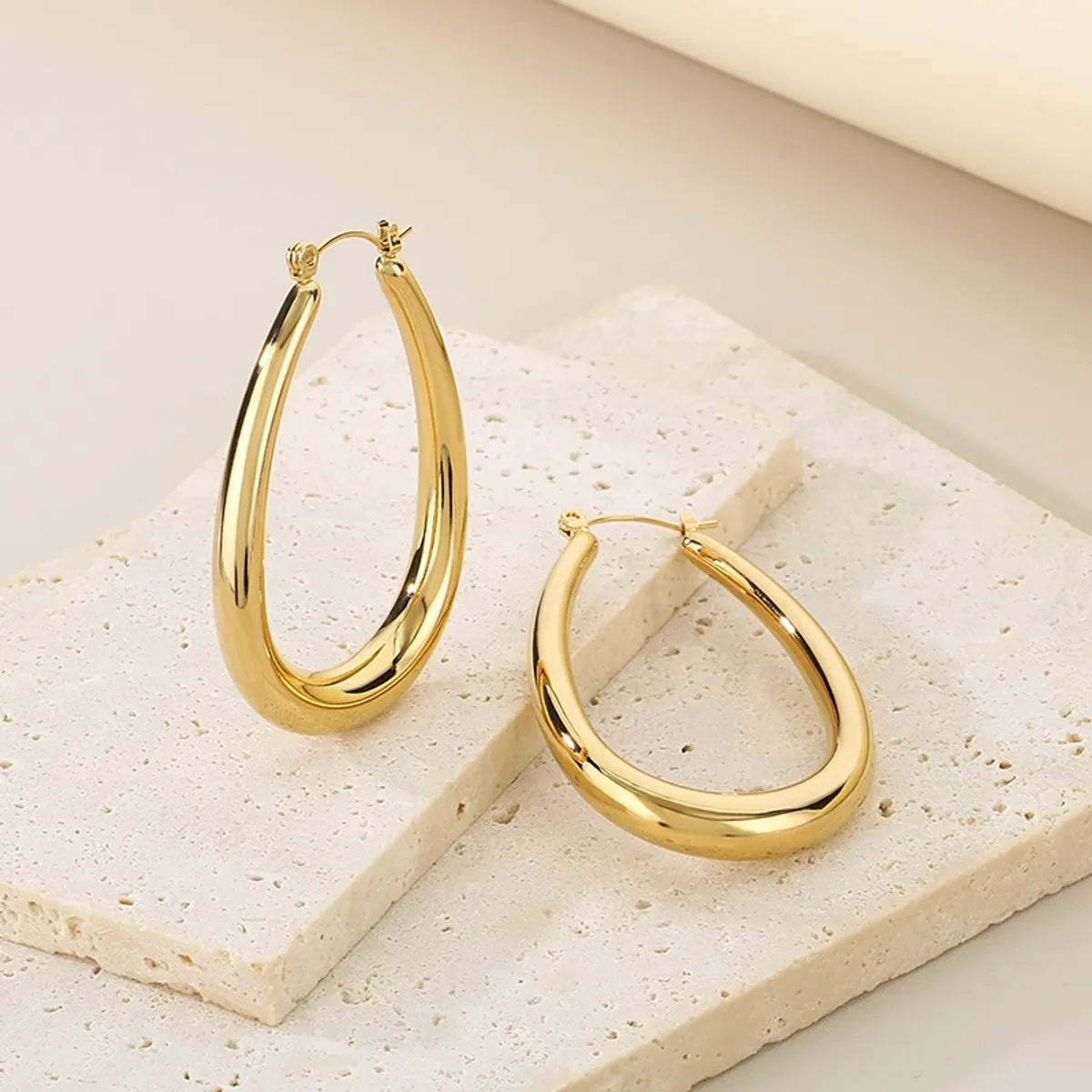 1 Pair Simple Style Solid Color 304 Stainless Steel 18K Gold Plated Hoop Earrings