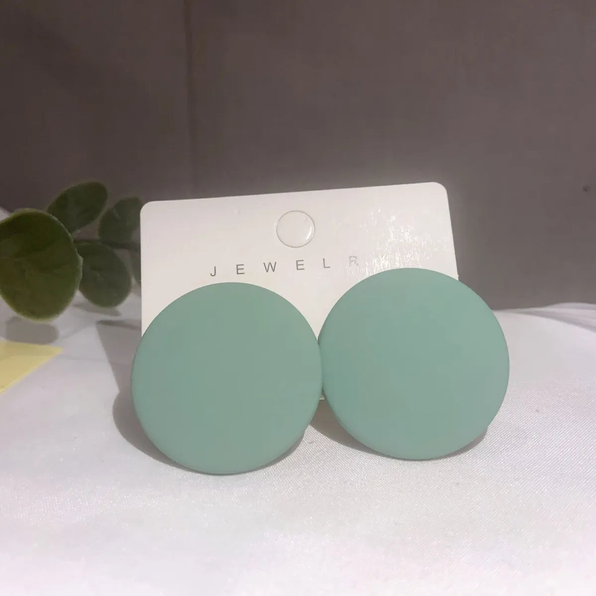 1 Pair Simple Style Solid Color Arylic Ear Studs