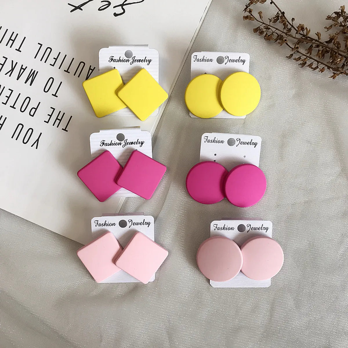 1 Pair Simple Style Solid Color Arylic Ear Studs