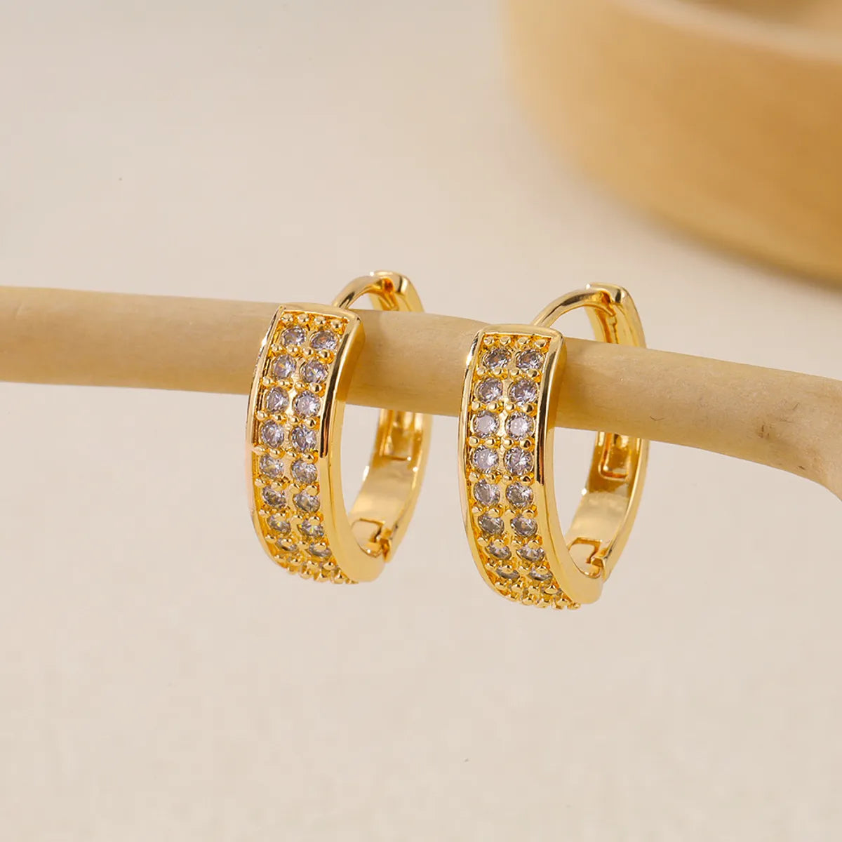 1 Pair Simple Style Solid Color Copper Zircon Earrings