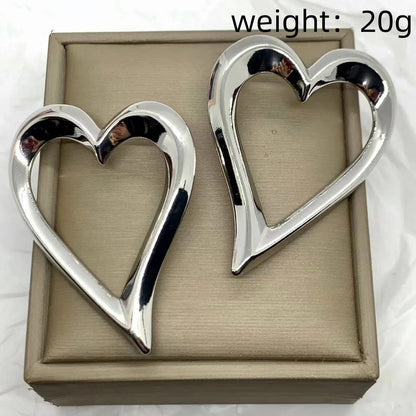 1 Pair Simple Style Solid Color Geometric Heart Shape Copper Ear Studs