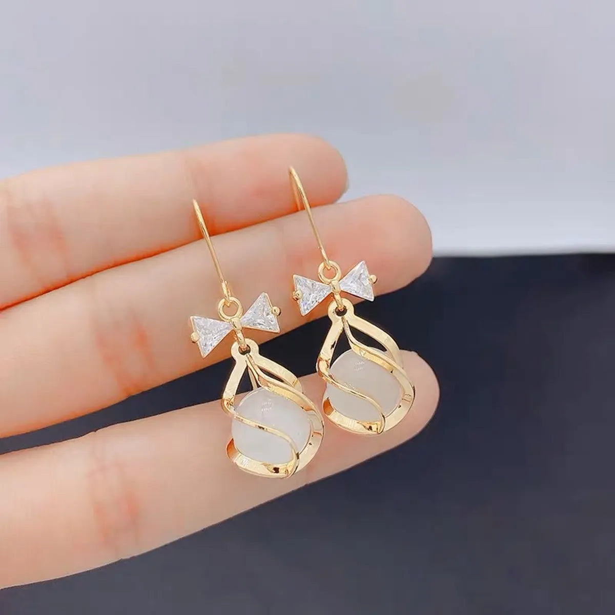 1 Pair Simple Style Solid Color Inlay Alloy Rhinestones Drop Earrings