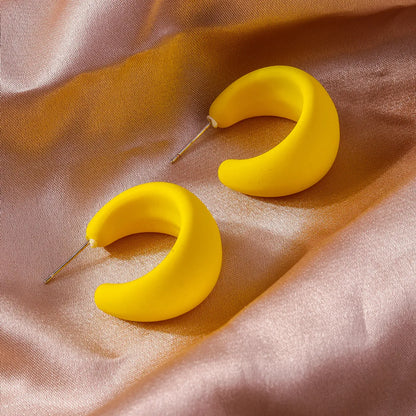 1 Pair Simple Style Solid Color Plastic Ear Studs