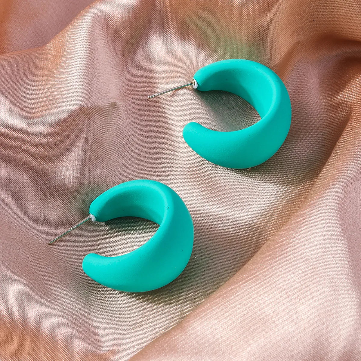 1 Pair Simple Style Solid Color Plastic Ear Studs