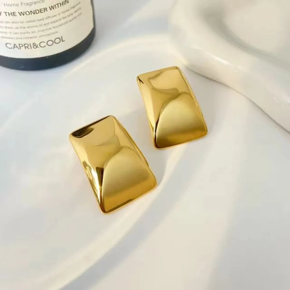 1 Pair Simple Style Solid Color Plating 304 Stainless Steel None 18K Gold Plated Ear Studs