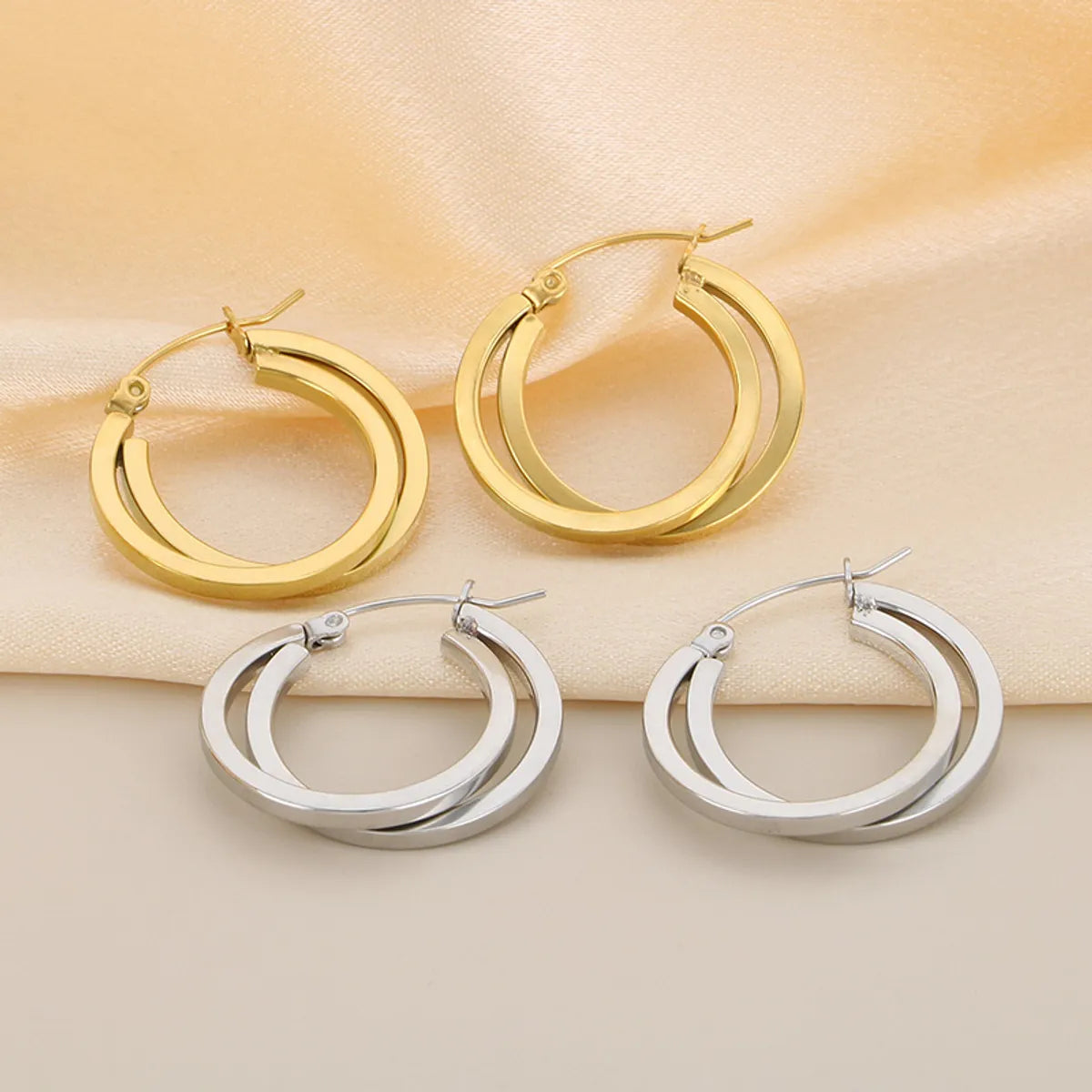 1 Pair Simple Style Solid Color Plating 304 Stainless Steel 18K Gold Plated Earrings