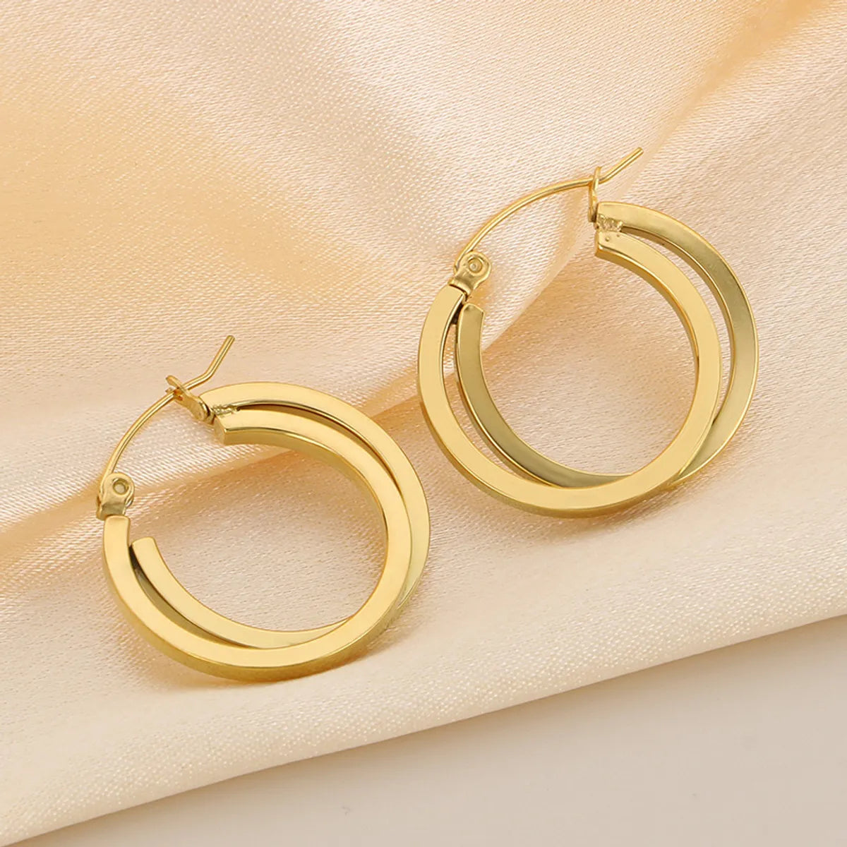 1 Pair Simple Style Solid Color Plating 304 Stainless Steel 18K Gold Plated Earrings