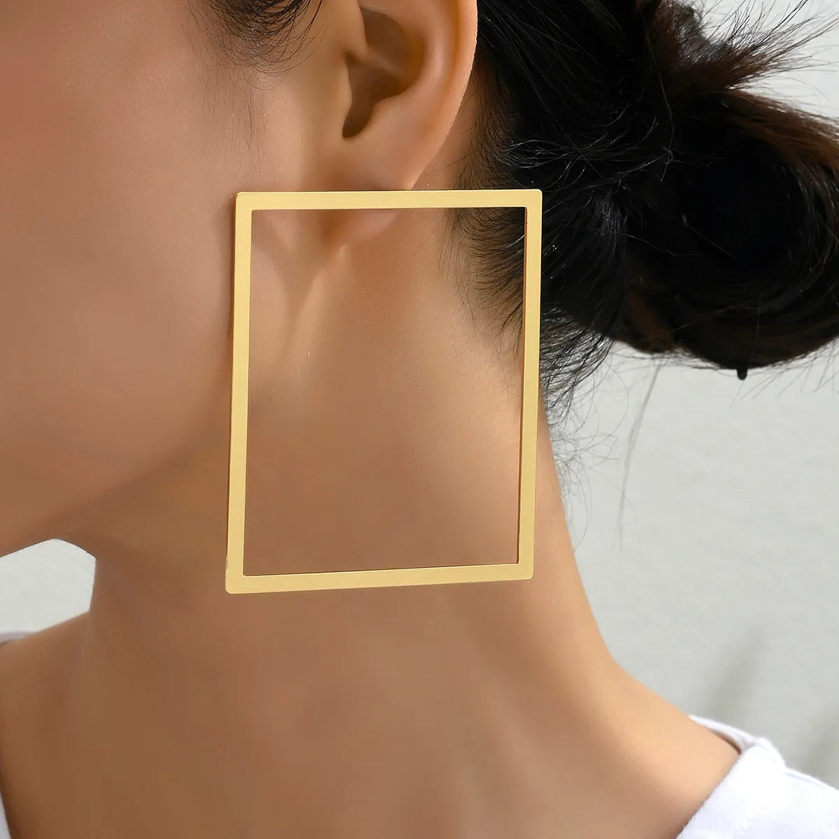 1 Pair Simple Style Solid Color Plating Alloy Gold Plated Ear Studs