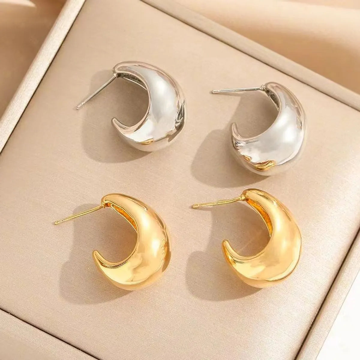 1 Pair Simple Style Solid Color Plating Copper 24k Gold Plated Ear Studs