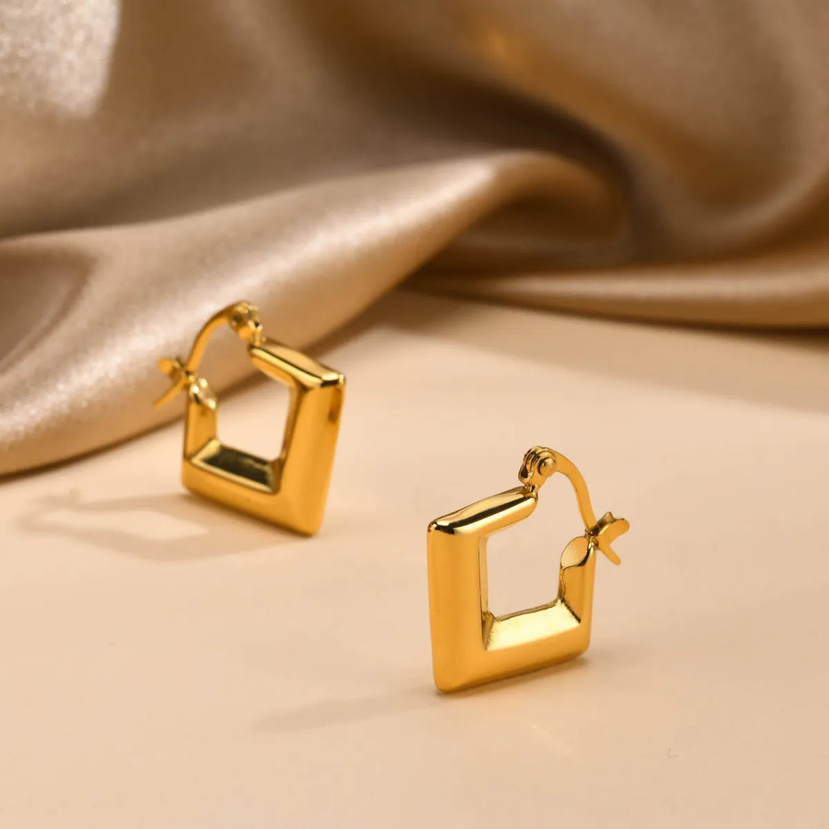 1 Pair Simple Style Solid Color Plating Stainless Steel 18k Gold Plated Earrings