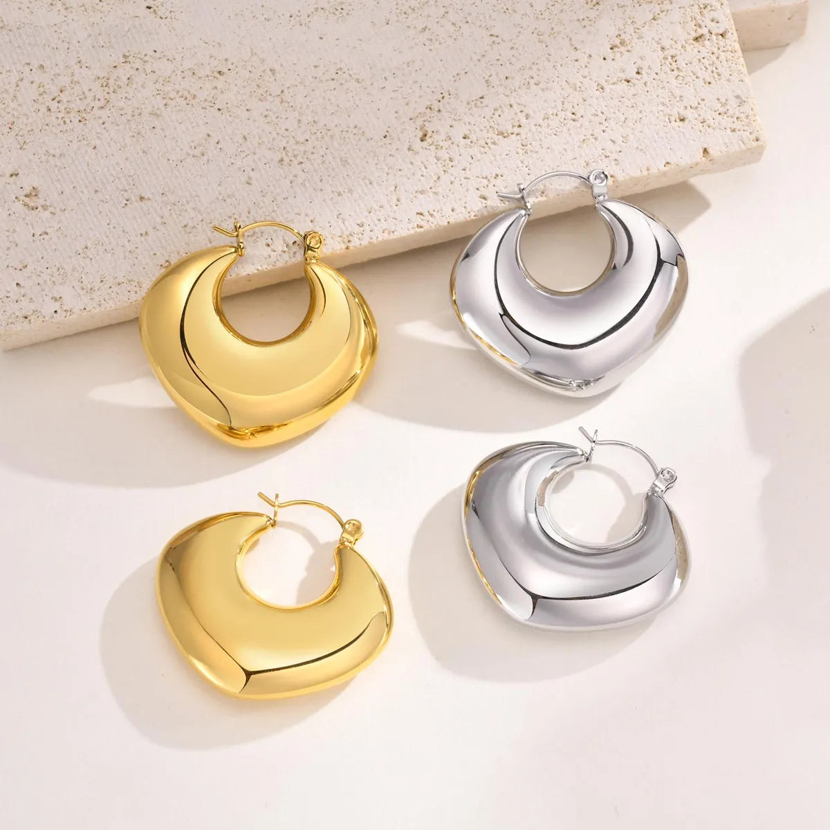 1 Pair Simple Style Solid Color Plating Stainless Steel Gold Plated Ear Studs