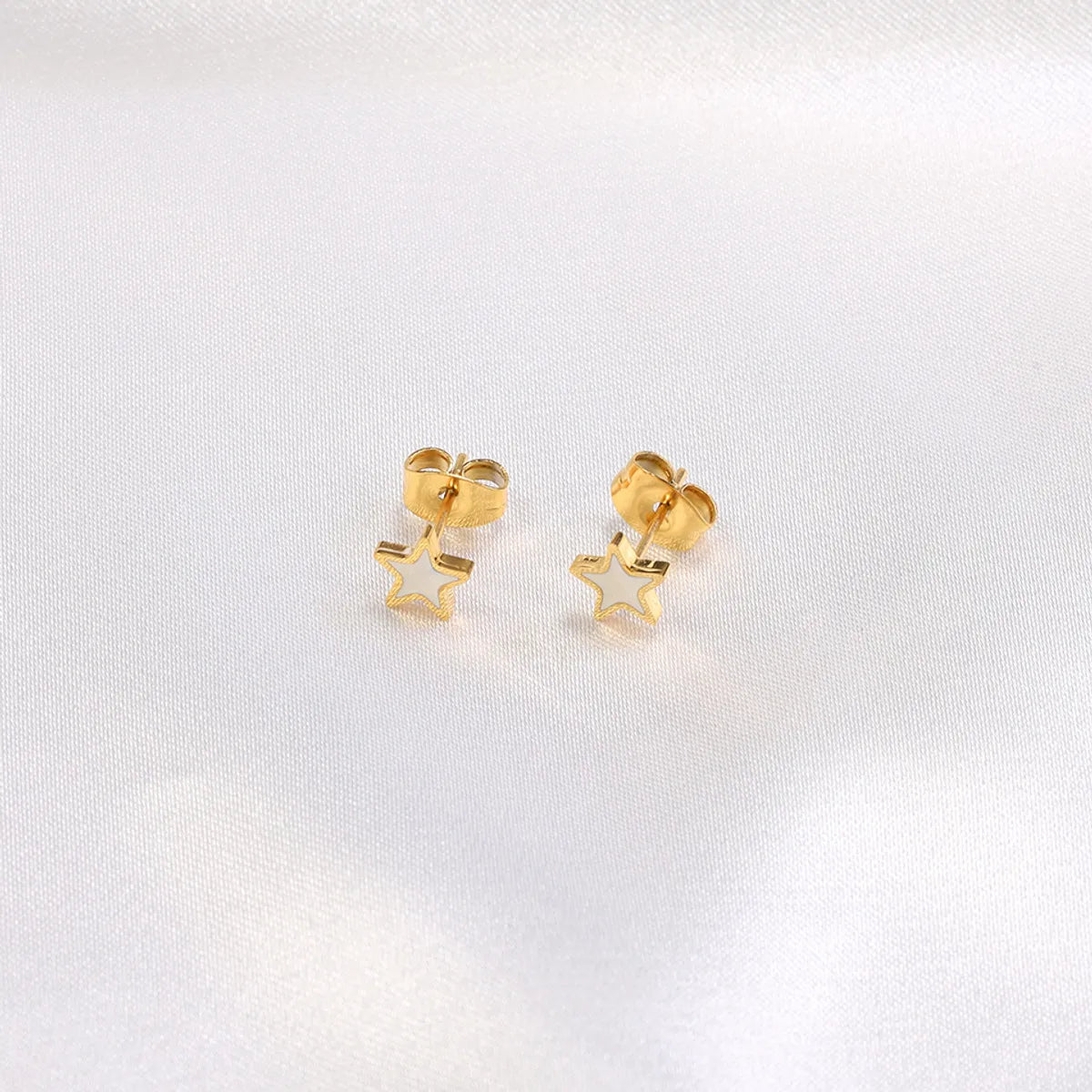 1 Pair Simple Style Solid Color Plating Titanium Steel 18k Gold Plated Ear Studs