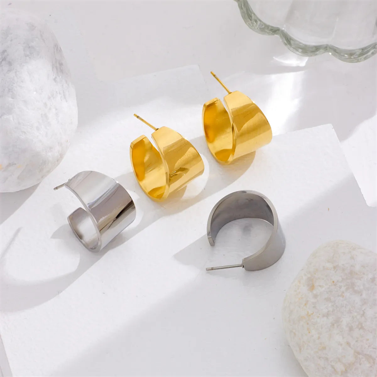 1 Pair Simple Style Solid Color Plating Titanium Steel 18k Gold Plated Ear Studs