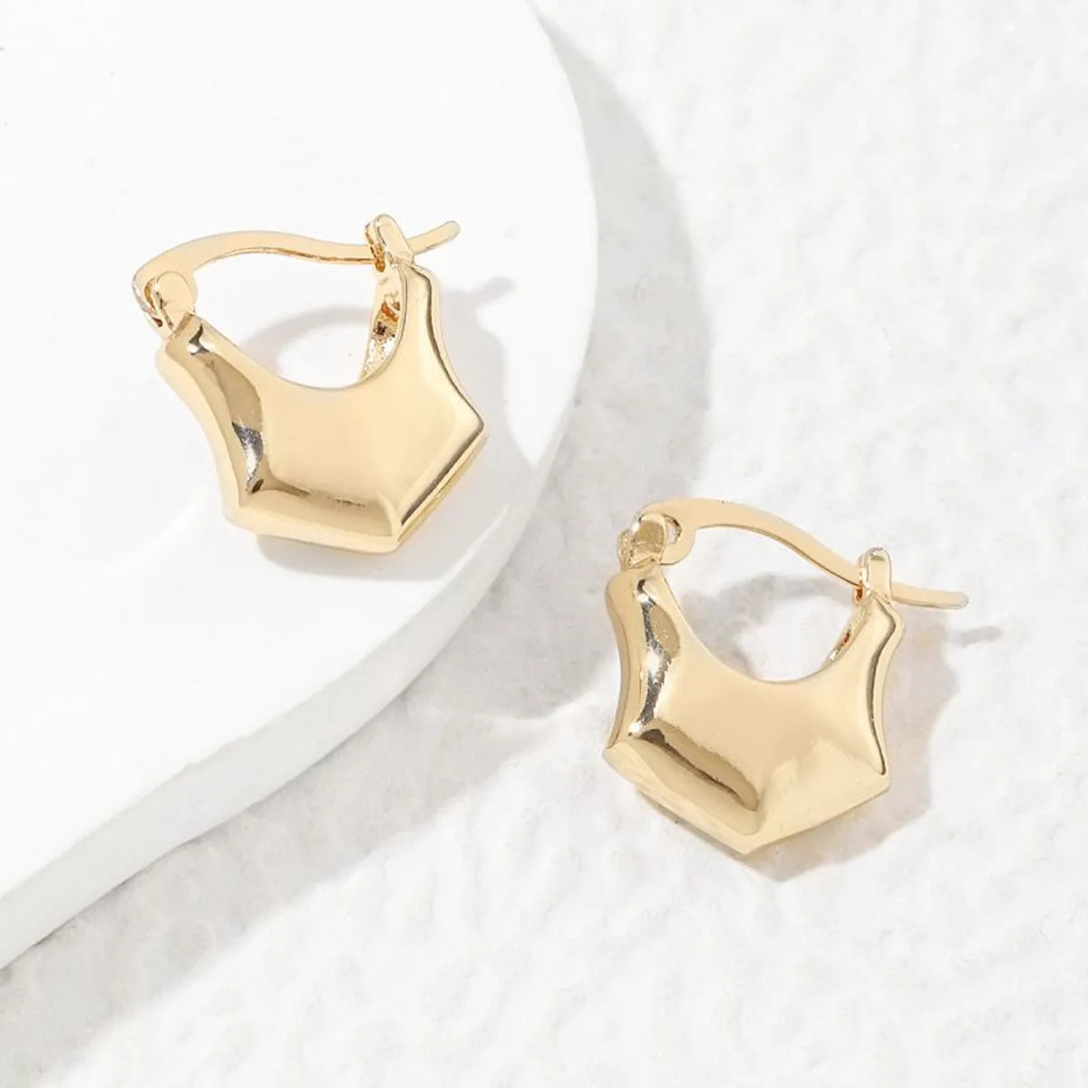 1 Pair Simple Style Solid Color Polishing Plating Copper 18k Gold Plated Silver Plated Earrings