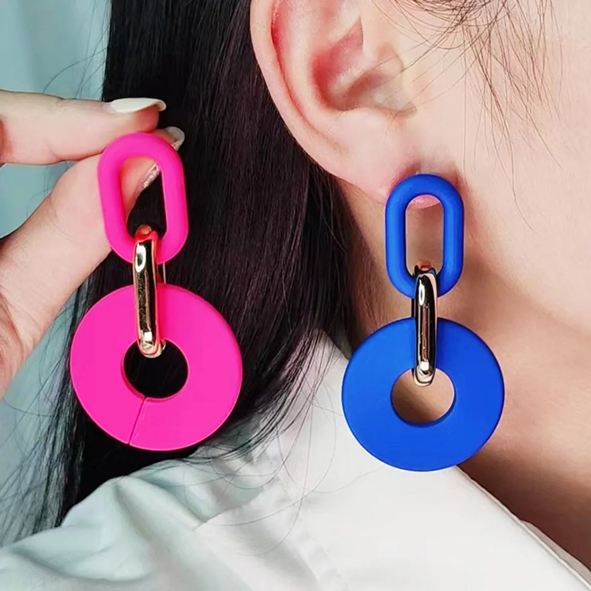 1 Pair Simple Style Solid Color Spray Paint Arylic Drop Earrings