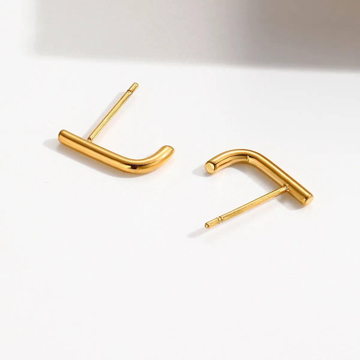 1 Pair Simple Style Solid Color Stainless Steel Plating 14k Gold Plated Ear Studs