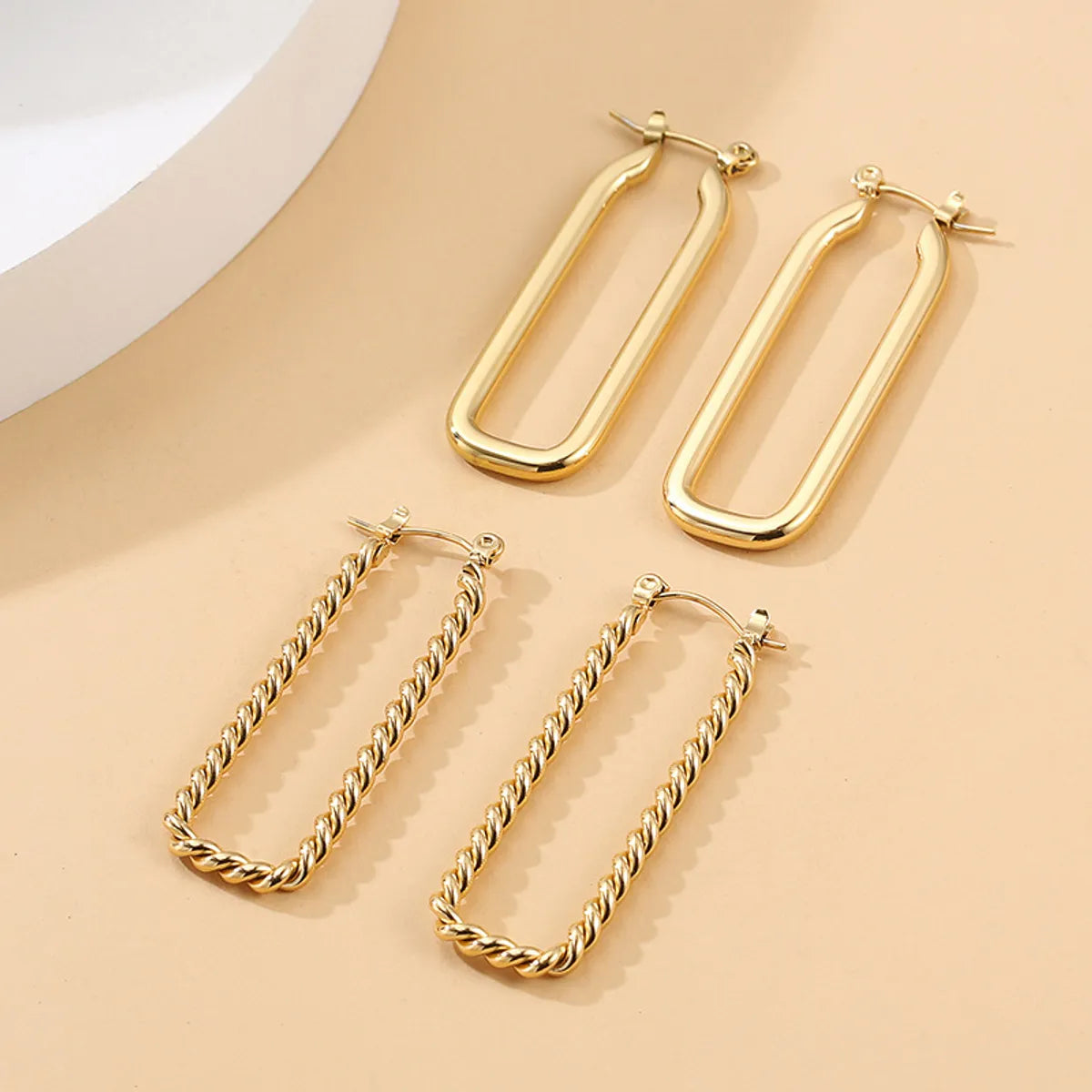 1 Pair Simple Style Solid Color Stainless Steel Plating 18k Gold Plated Earrings