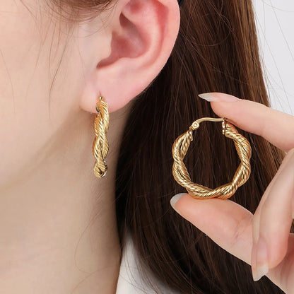 1 Pair Simple Style Solid Color Twist Irregular 304 Stainless Steel 18K Gold Plated Earrings