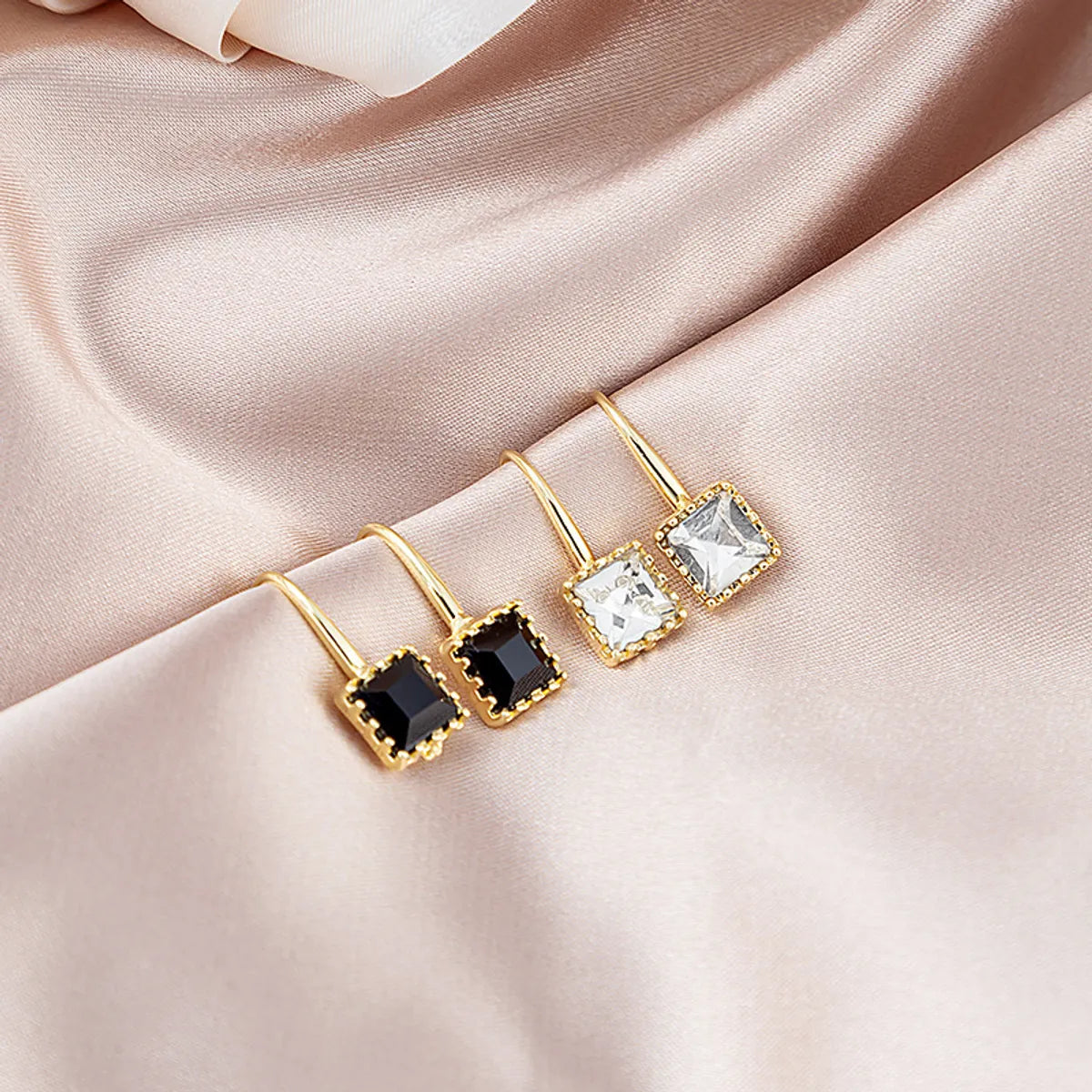 1 Pair Simple Style Square Inlay Alloy Zircon Drop Earrings