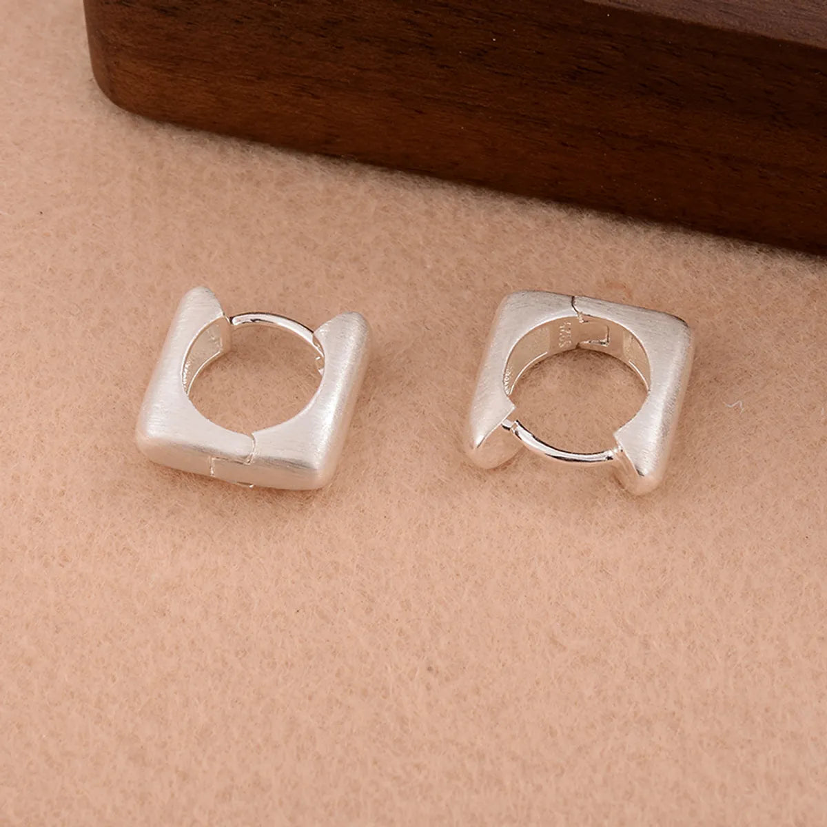 1 Pair Simple Style Square Plating Copper Silver Plated Earrings