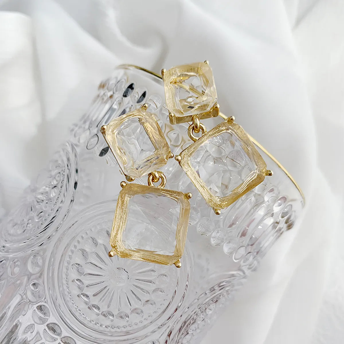 1 Pair Simple Style Square Plating Inlay Alloy Zircon Gold Plated Drop Earrings