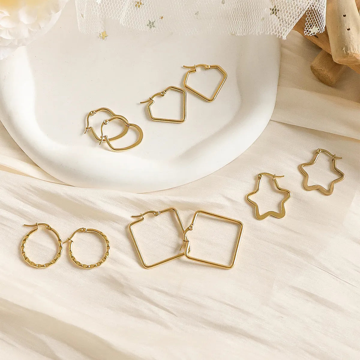 1 Pair Simple Style Star Heart Shape Plating Stainless Steel Gold Plated Hoop Earrings