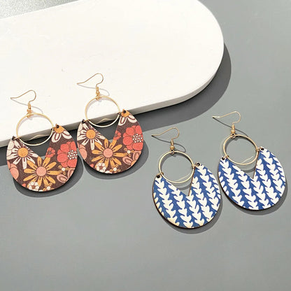 1 Pair Simple Style Stripe Flower Wood Dangling Earrings