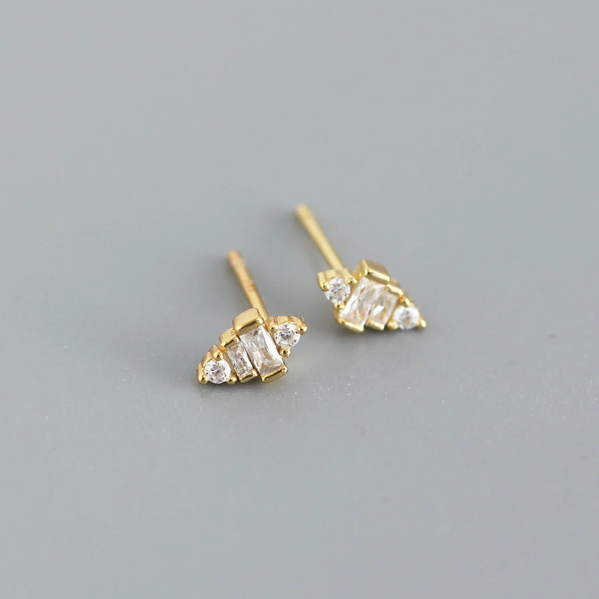 1 Pair Simple Style Trapezoid Sterling Silver Inlay Zircon Ear Studs