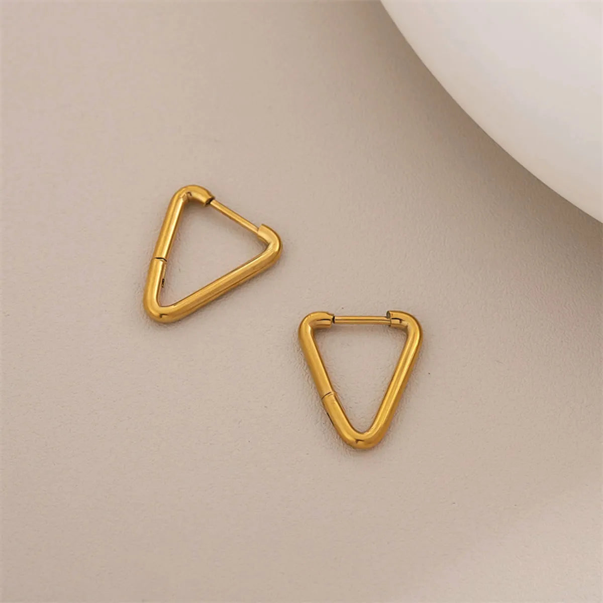 1 Pair Simple Style Triangle Plating Stainless Steel Titanium Steel 18k Gold Plated Earrings