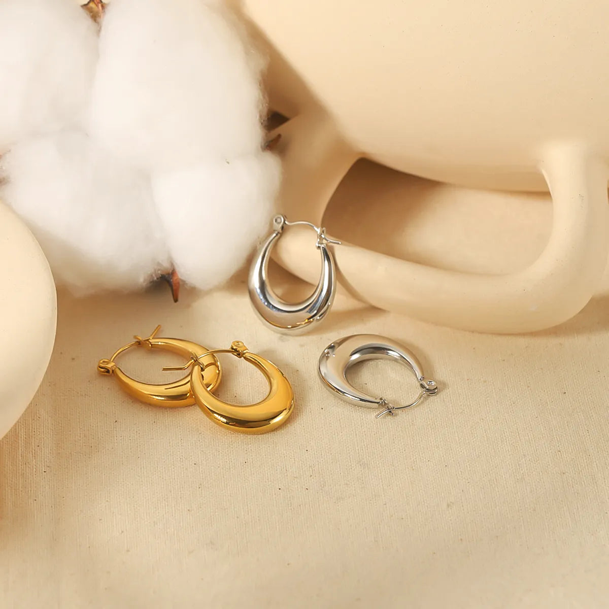 1 Pair Simple Style U Shape Circle Plating Stainless Steel 18k Gold Plated Hoop Earrings