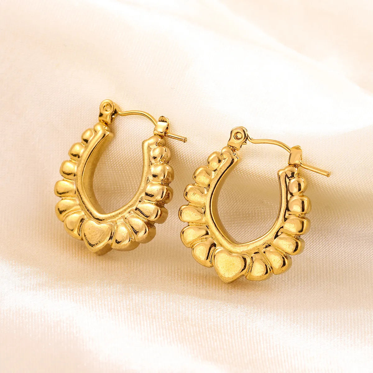 1 Pair Simple Style U Shape Heart Shape Oil Pressure 304 Stainless Steel 18K Gold Plated Earrings