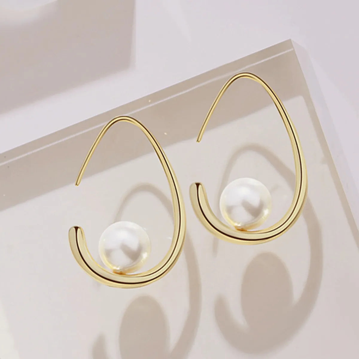 1 Pair Simple Style Water Droplets Copper Plating Inlay Pearl Gold Plated Earrings