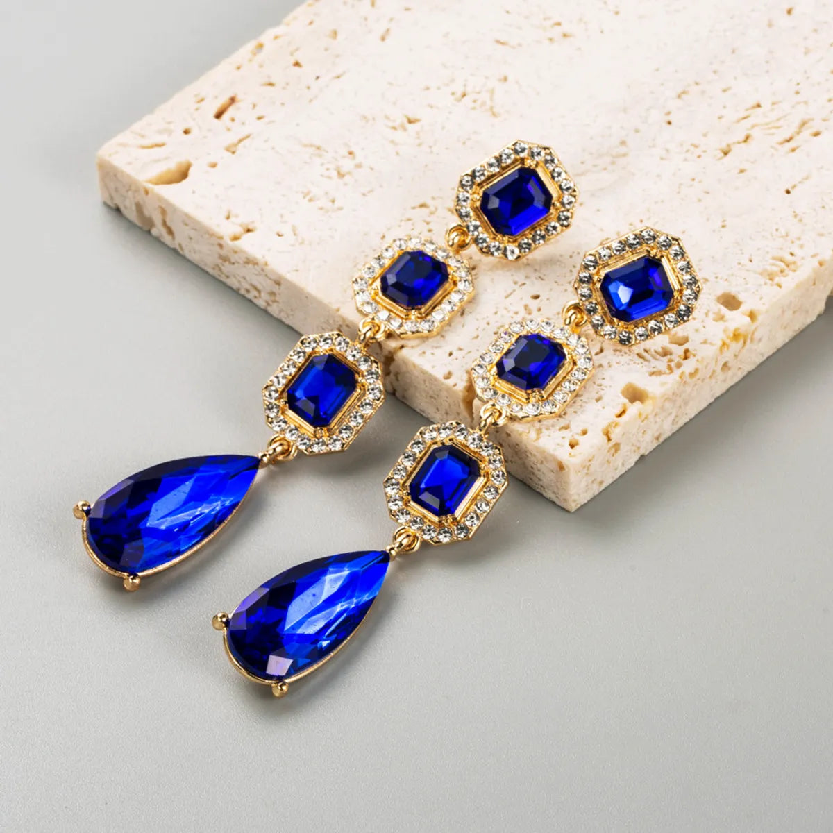 1 Pair Simple Style Water Droplets Inlay Alloy Zircon Drop Earrings