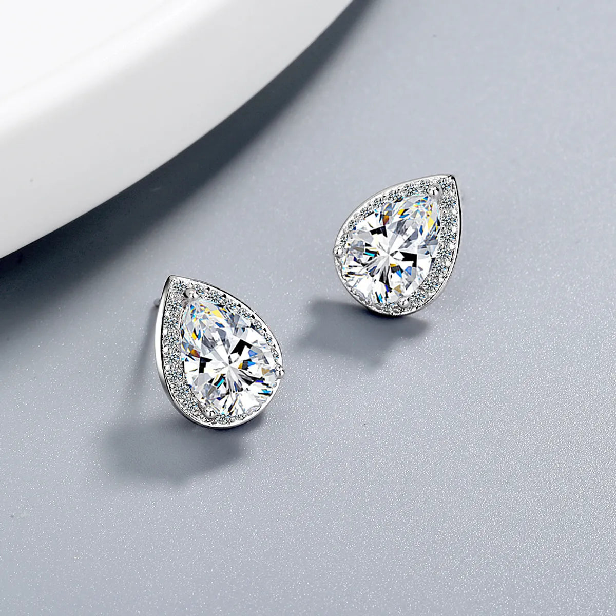 1 Pair Simple Style Water Droplets Plating Inlay Copper Zircon Ear Studs