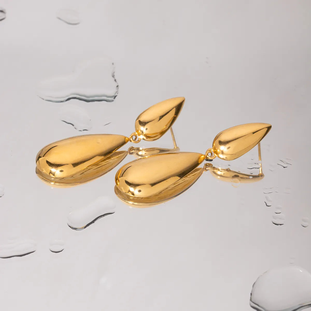 1 Pair Simple Style Water Droplets Plating Stainless Steel 18k Gold Plated Drop Earrings