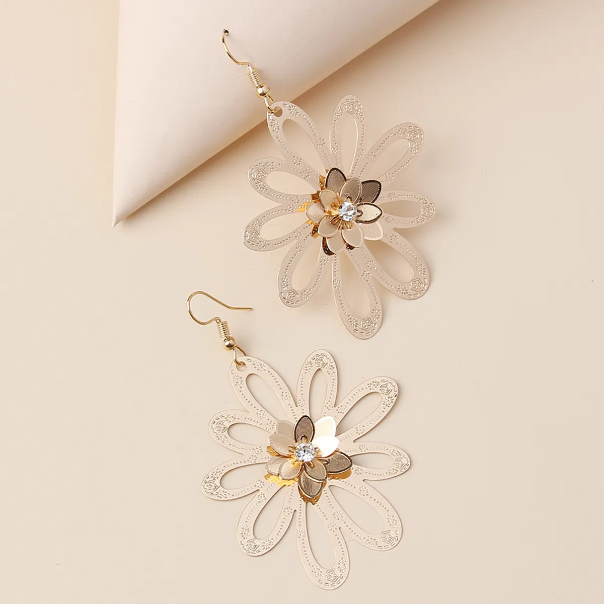 1 Pair Solid Color Flower Inlay Copper Zircon Gold Plated Drop Earrings