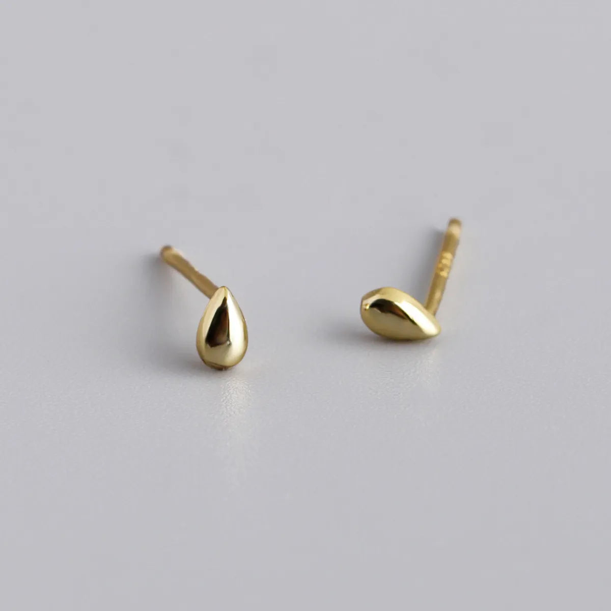 1 Pair Sterling Silver Solid Color Ear Studs