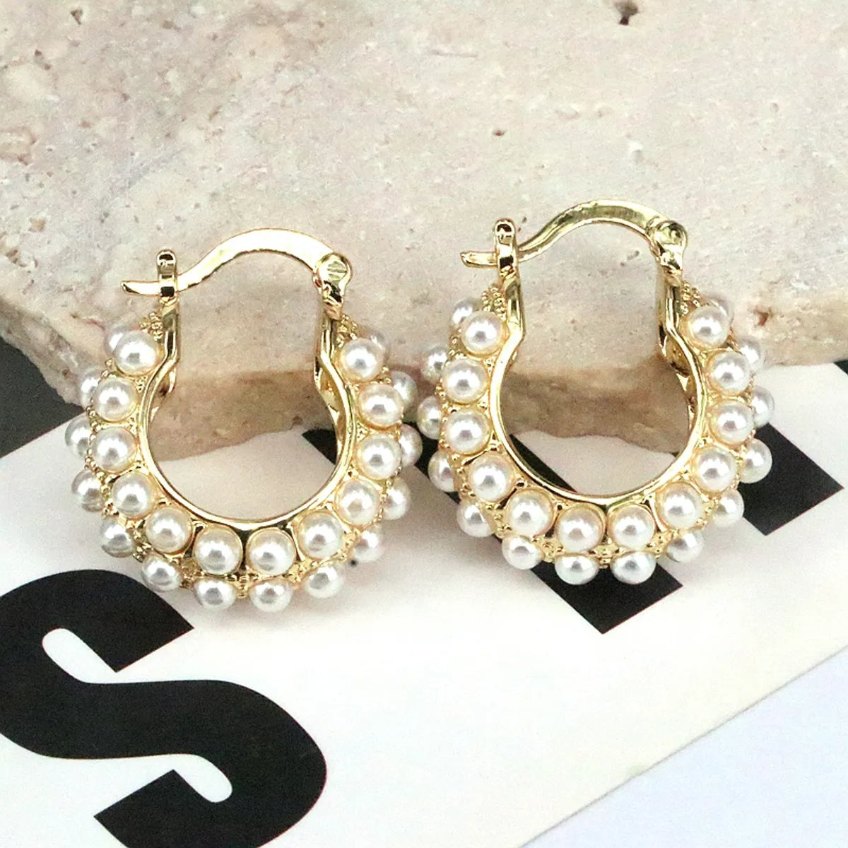 1 Pair Streetwear Round Heart Shape Plating Inlay Copper Artificial Pearls 18k Gold Plated Earrings