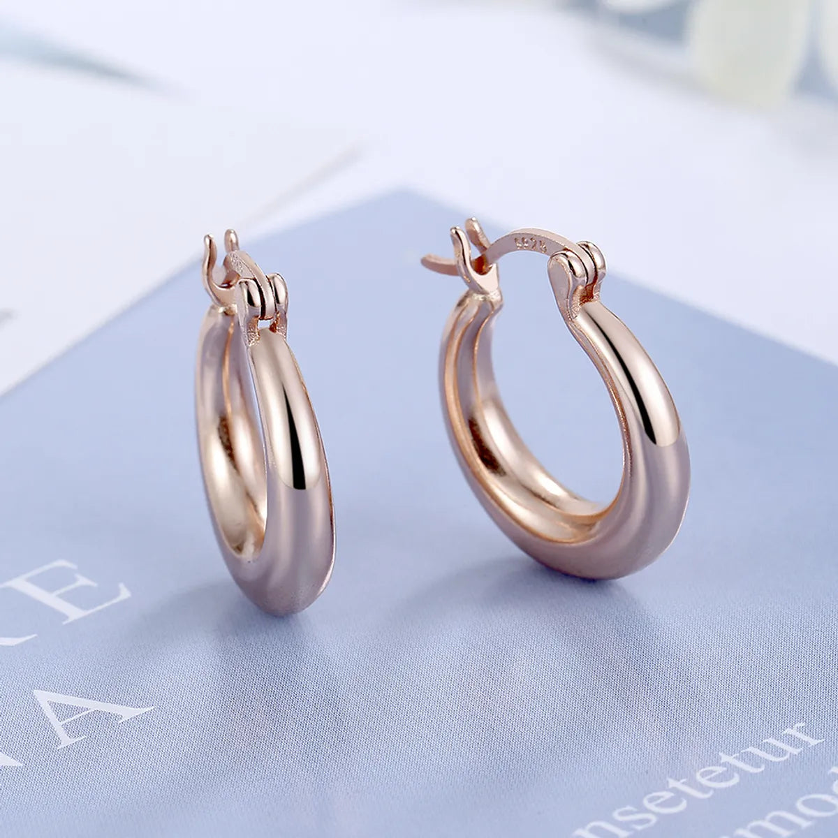 1 Pair Streetwear U Shape Plating Copper White Gold Plated Earrings