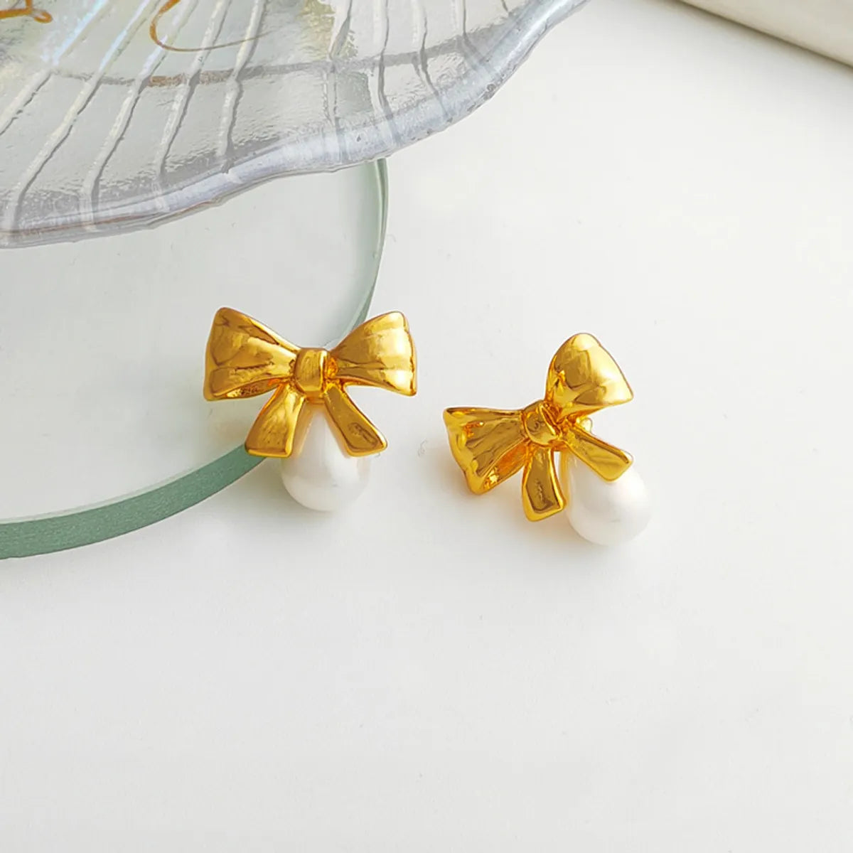 1 Pair Sweet Bow Knot Copper Plating Artificial Pearls Ear Studs