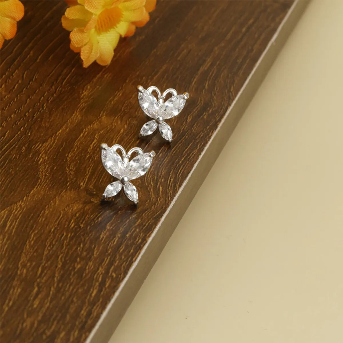 1 Pair Sweet Butterfly Plating Inlay Copper Zircon White Gold Plated Ear Studs