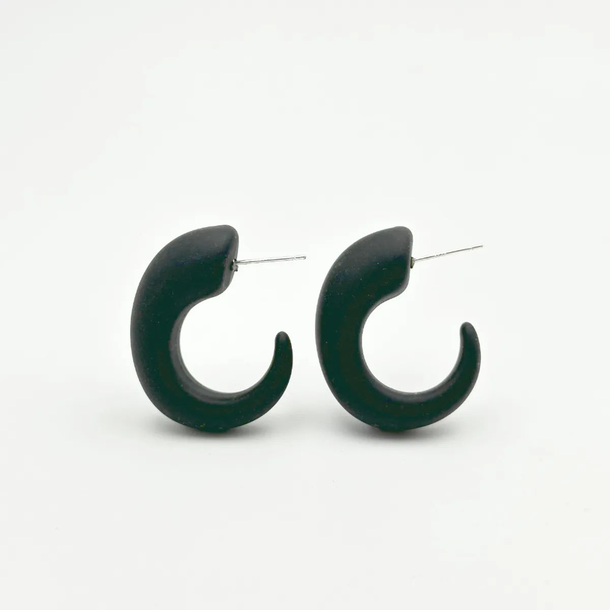 1 Pair Sweet C Shape Geometric Arylic Ear Studs