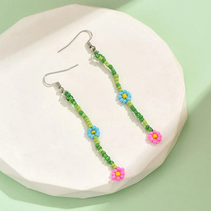 1 Pair Sweet Flower Beaded Glass Drop Earrings